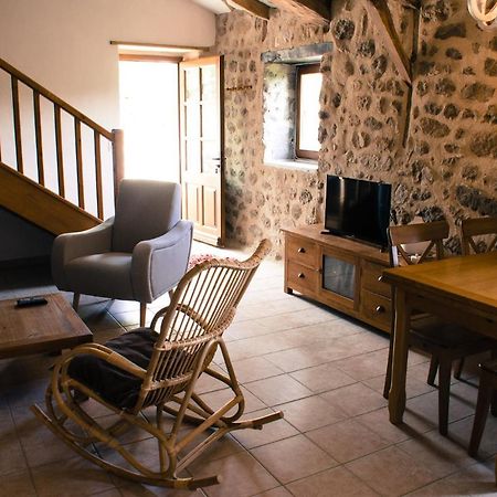Le Petit Rias Gite Soleil Saint Maurice en Chalencon Exterior foto