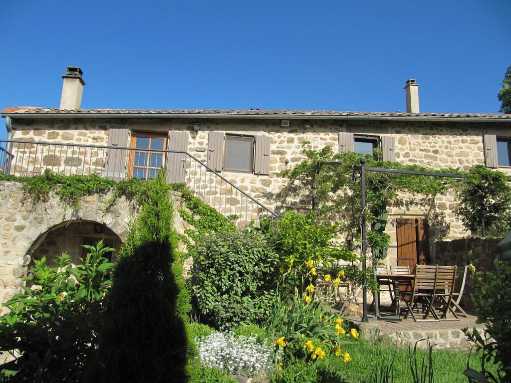 Le Petit Rias Gite Soleil Saint Maurice en Chalencon Exterior foto